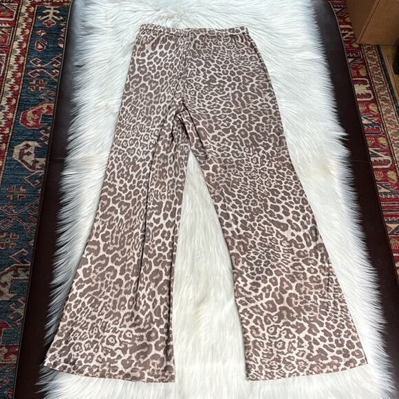 & Other Stories Leopard Print Flared Pants - Picture 6 of 7